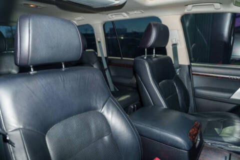 2013 Toyota Land Cruiser