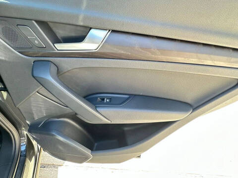 2019 Audi Q5 quattro Premium 45 TFSI