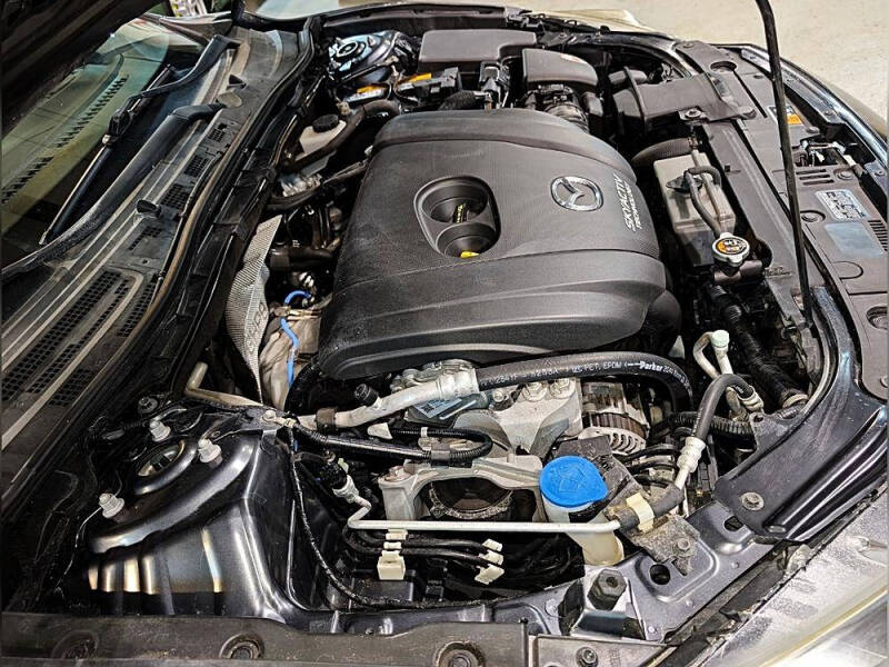 2014 Mazda MAZDA3 s Grand Touring