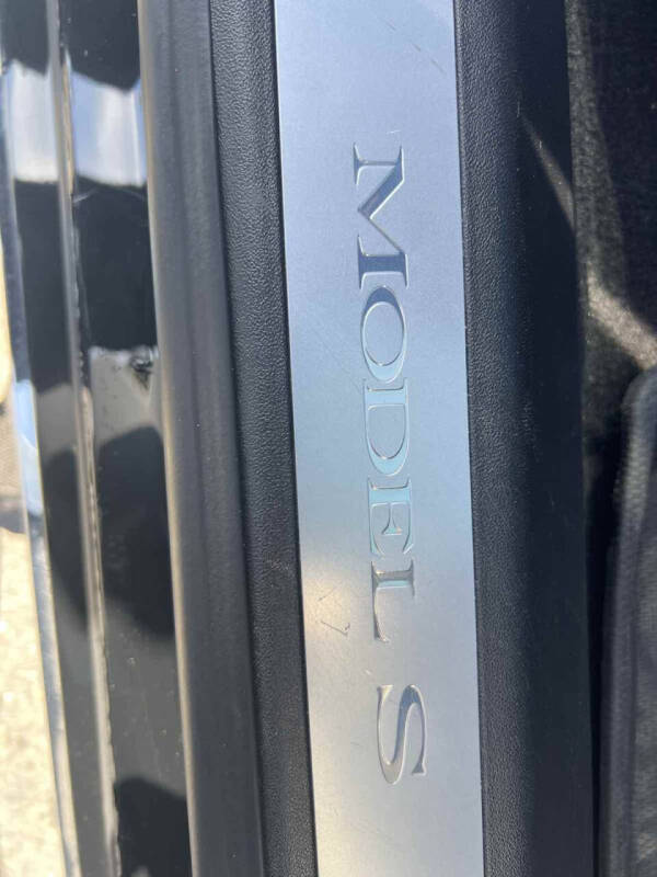 2018 Tesla Model S 75D