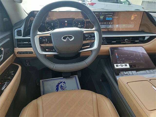 2025 Infiniti QX80 Luxe