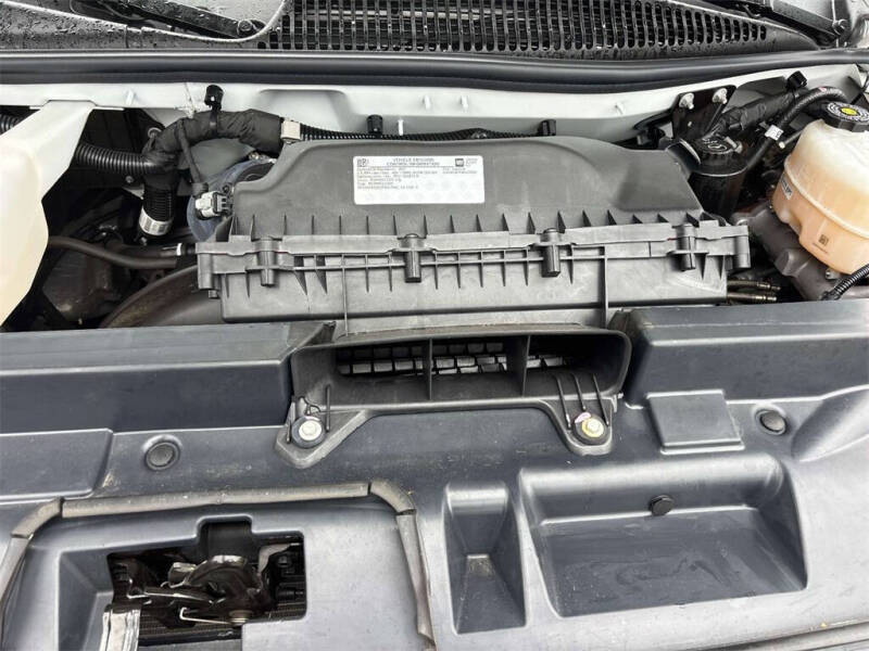 2024 Chevrolet Express 2500