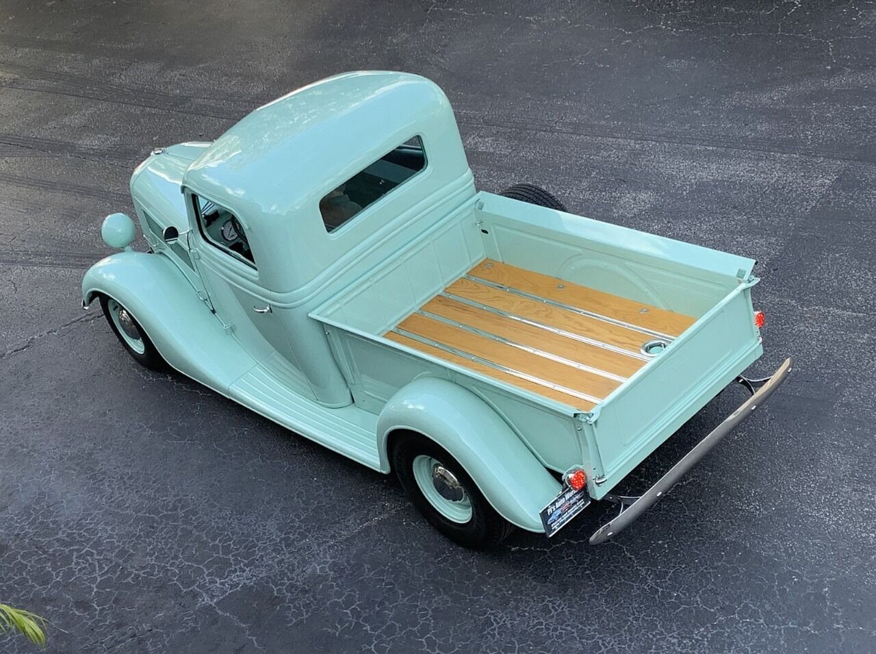 1937 Ford Pickup 32