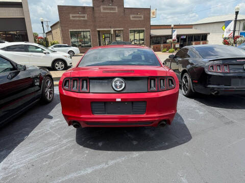 2013 Ford Mustang V6