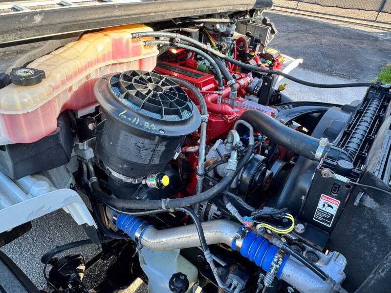 2017 Freightliner M2 106