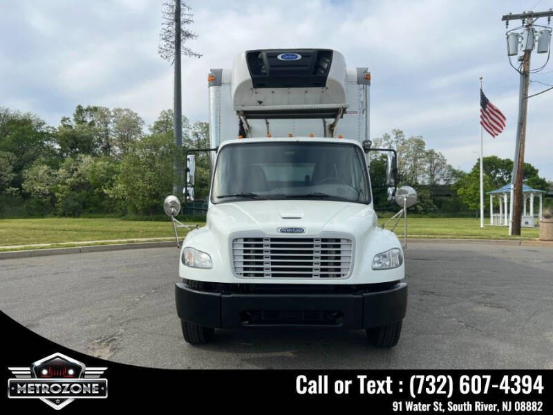 2016 Freightliner M2 106