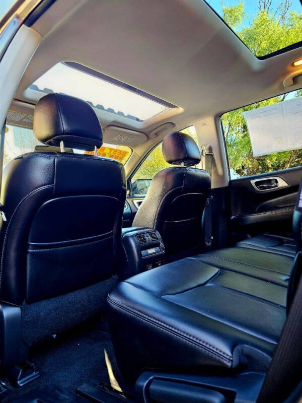 2018 Nissan Pathfinder Platinum