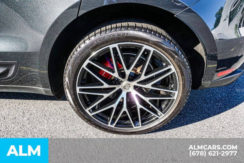 2024 Porsche Macan S