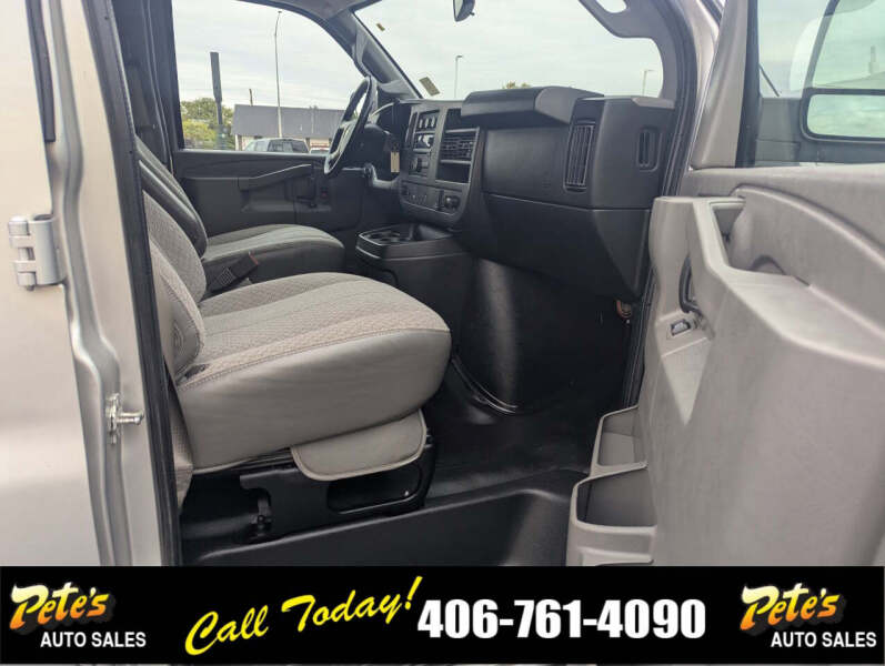 2017 Chevrolet Express LS 2500