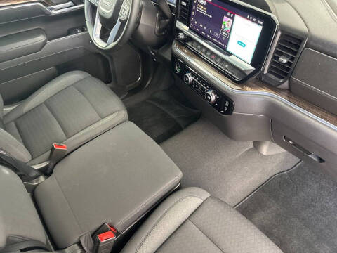 2023 GMC Sierra 1500 Elevation Standard