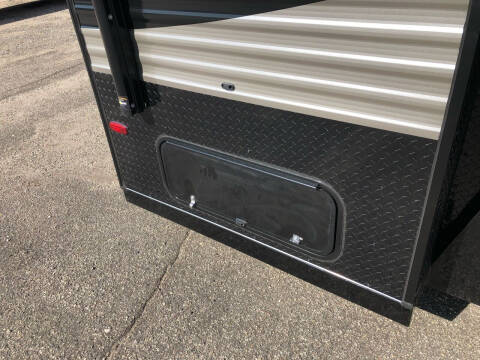 2022 Glacier 17’ RV