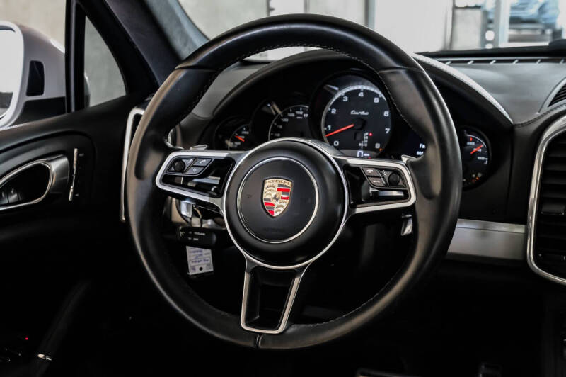2015 Porsche Cayenne Turbo