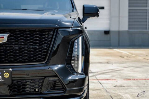 2025 Cadillac Escalade-V