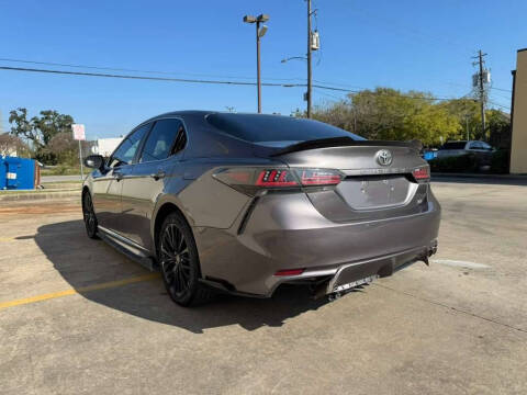 2018 Toyota Camry SE