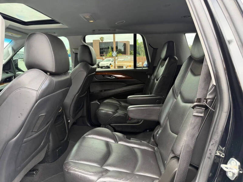 2019 Cadillac Escalade Luxury