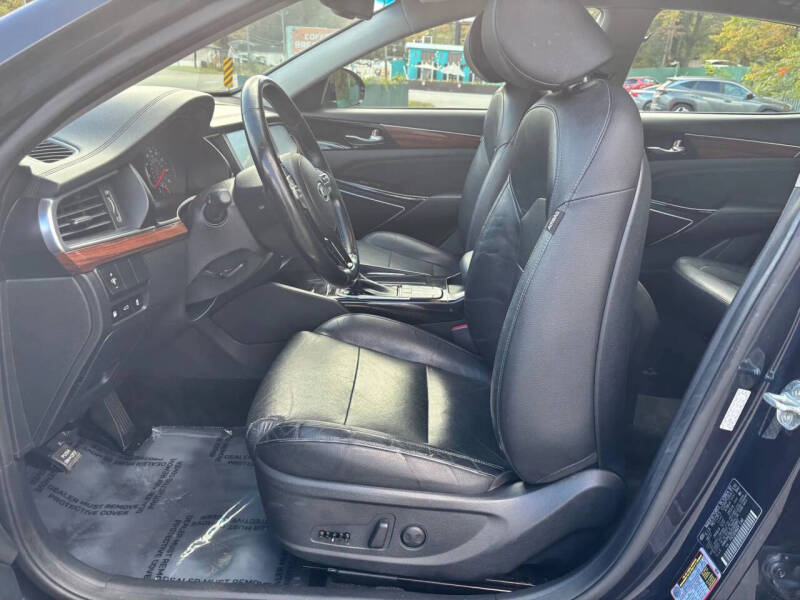 2018 Kia Cadenza Premium