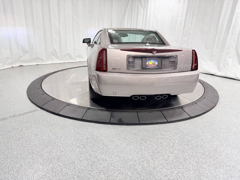 2005 Cadillac XLR