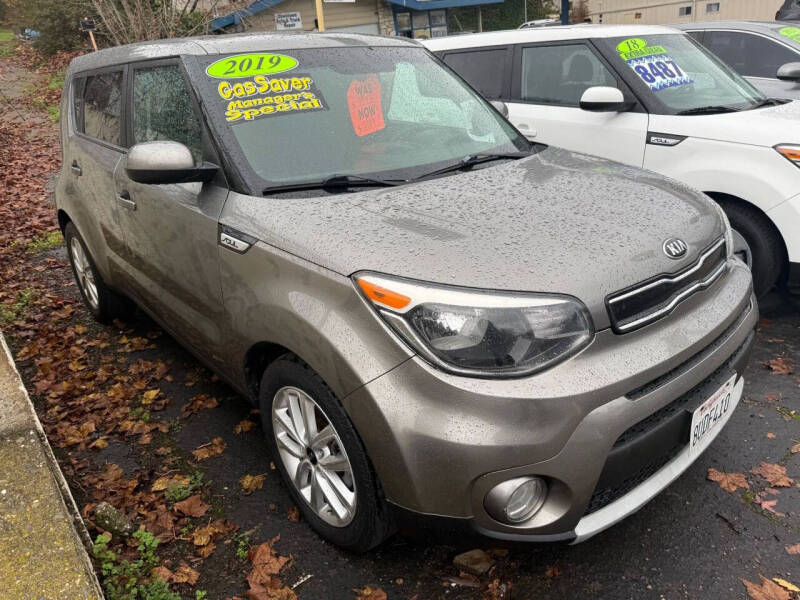 2019 Kia Soul +