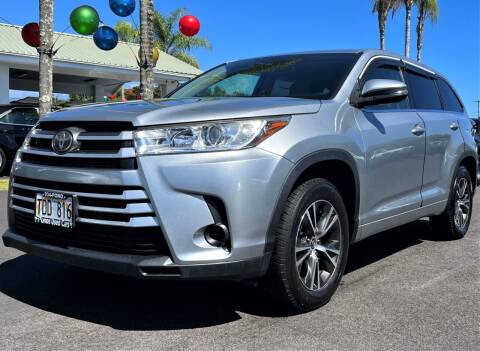 2017 Toyota Highlander for sale at PONO'S USED CARS in Hilo HI