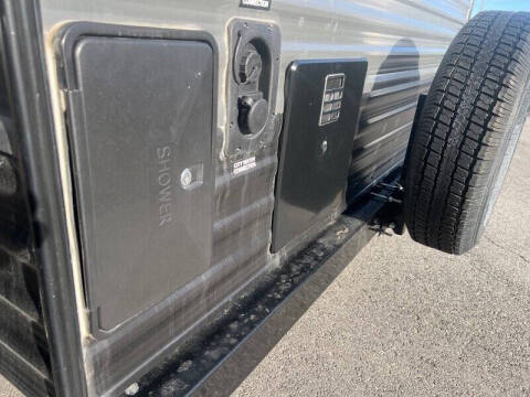 2024 SunLite LTD 19BH