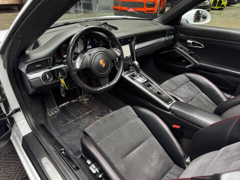 2015 Porsche 911 Carrera S