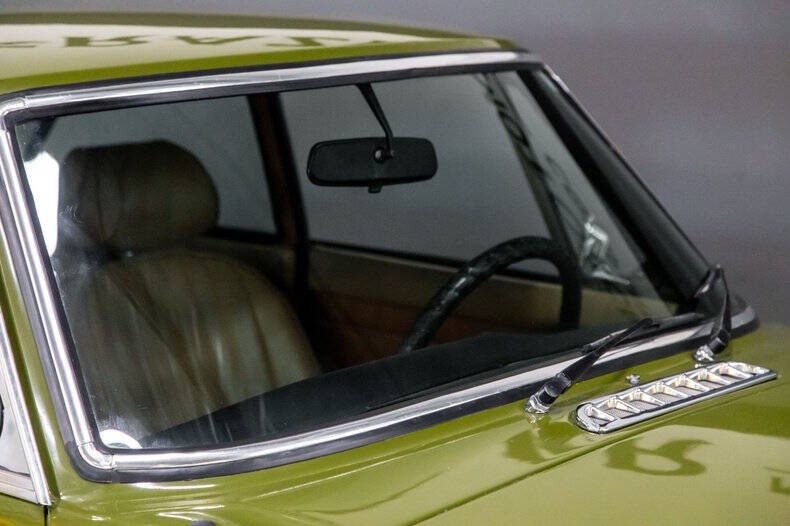 1974 MG B