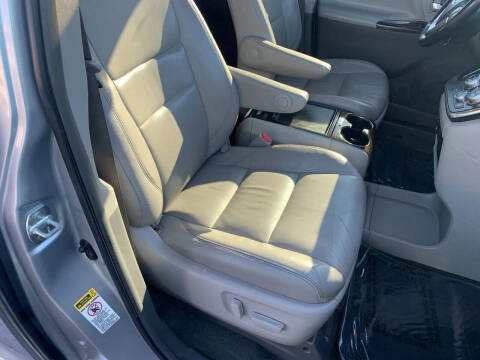 2016 Toyota Sienna