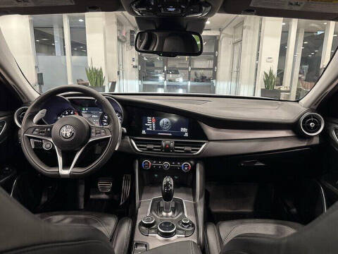 2018 Alfa Romeo Giulia Ti Sport