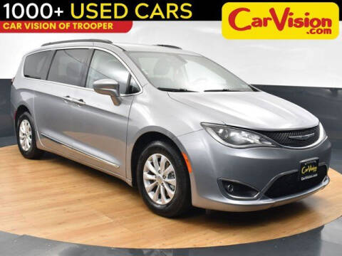 2017 Chrysler Pacifica for sale at Car Vision of Trooper in Norristown PA