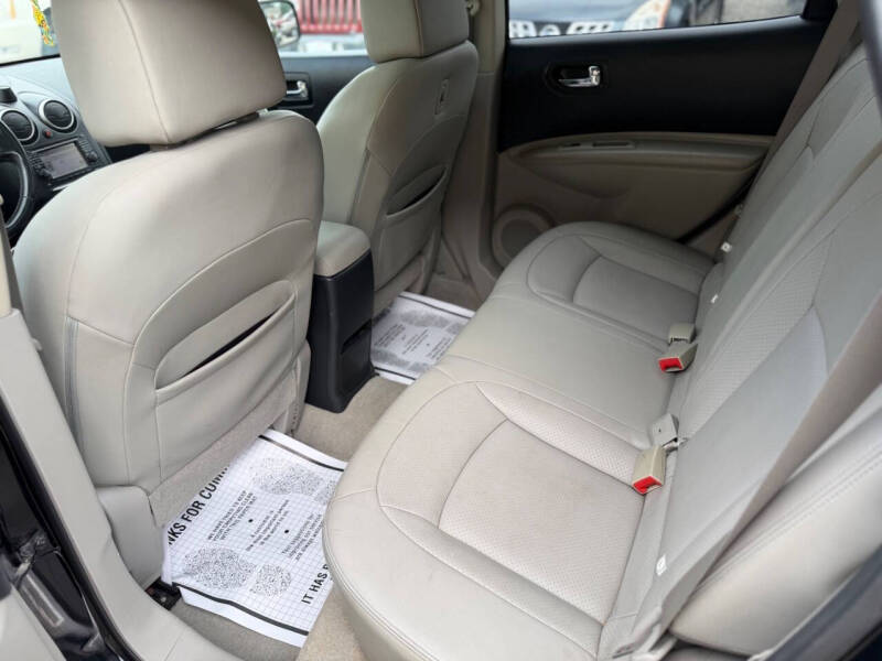 2012 Nissan Rogue S