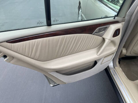 1998 Mercedes-Benz E-Class E 320