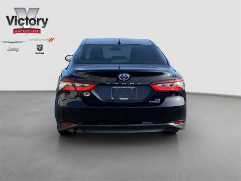 2021 Toyota Camry Hybrid LE