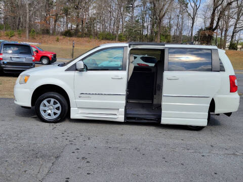 2011 Chrysler WHEELCHAIR VAN