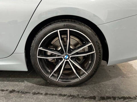 2024 BMW 3 Series 330i