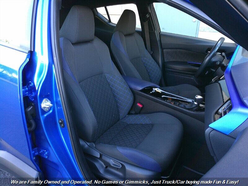 2020 Toyota C-HR XLE