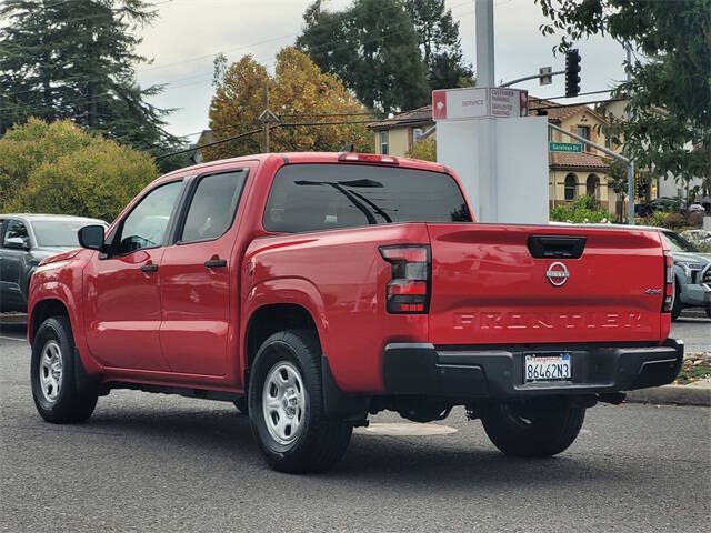 2022 Nissan Frontier S