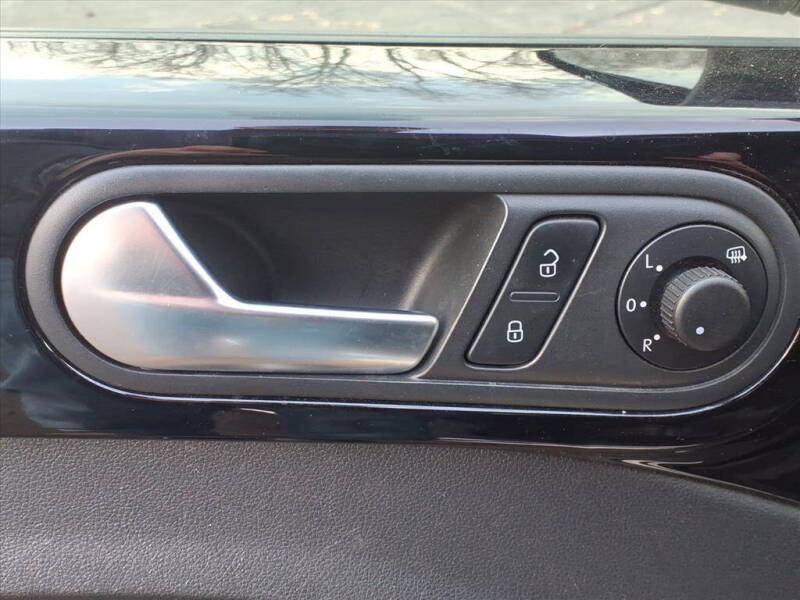 2012 Volkswagen Beetle