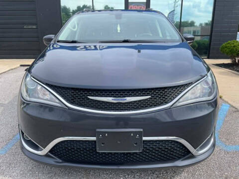 2020 Chrysler Pacifica Touring L