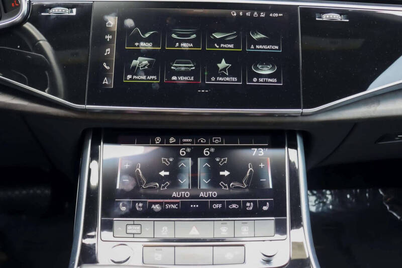 2021 Audi Q8 quattro Premium Plus 55 TFSI