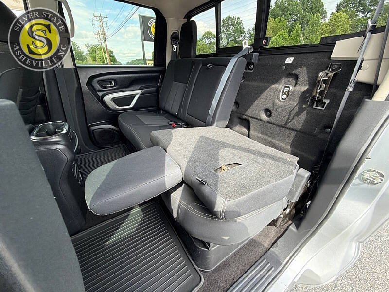 2019 Nissan Titan