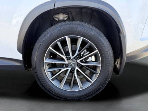 2024 Lexus NX 350h Premium