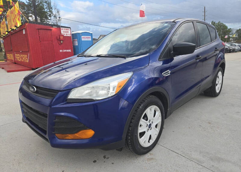 2016 Ford Escape S photo 3