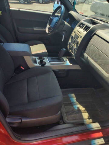 2009 Ford Escape XLT