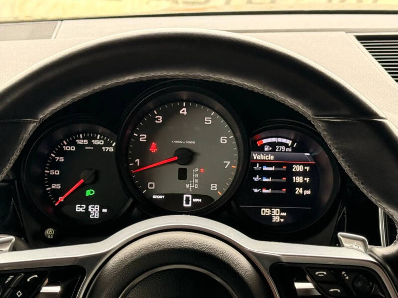 2018 Porsche Macan S