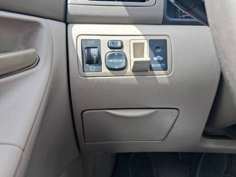 2005 Toyota Corolla CE