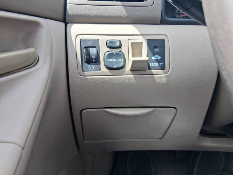 2005 Toyota Corolla CE