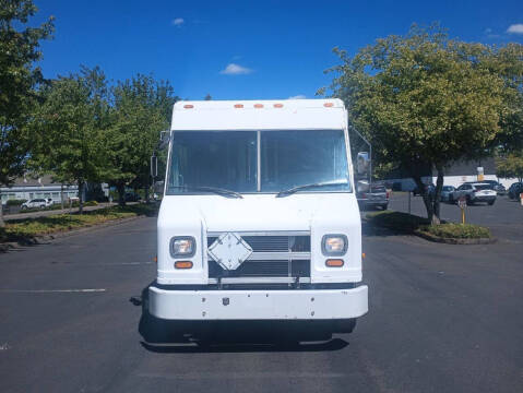 2005 Freightliner MT45 Chassis