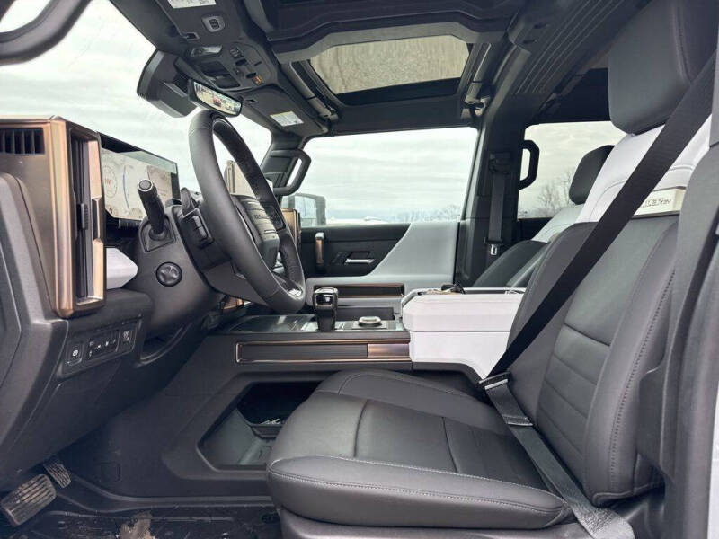 2024 GMC HUMMER EV 2X