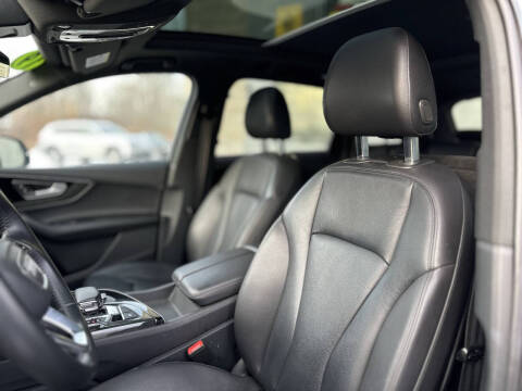 2019 Audi Q7 quattro SE Premium 55 TFSI