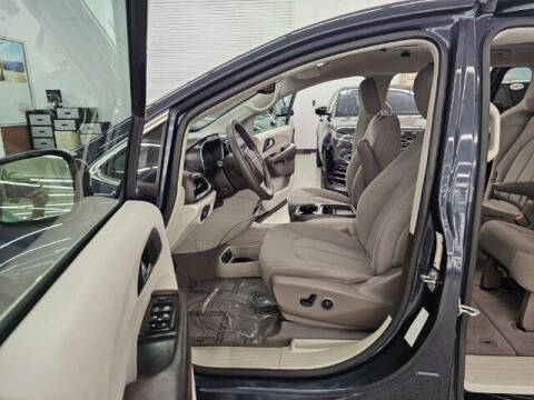 2020 Chrysler Pacifica Touring